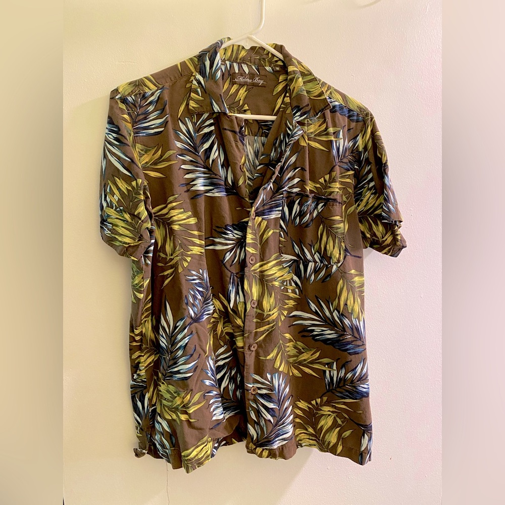 Hawaiian style shirt